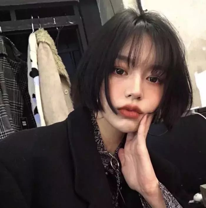 女交通员